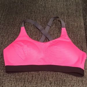 New Pink VS Sports Bra 34C